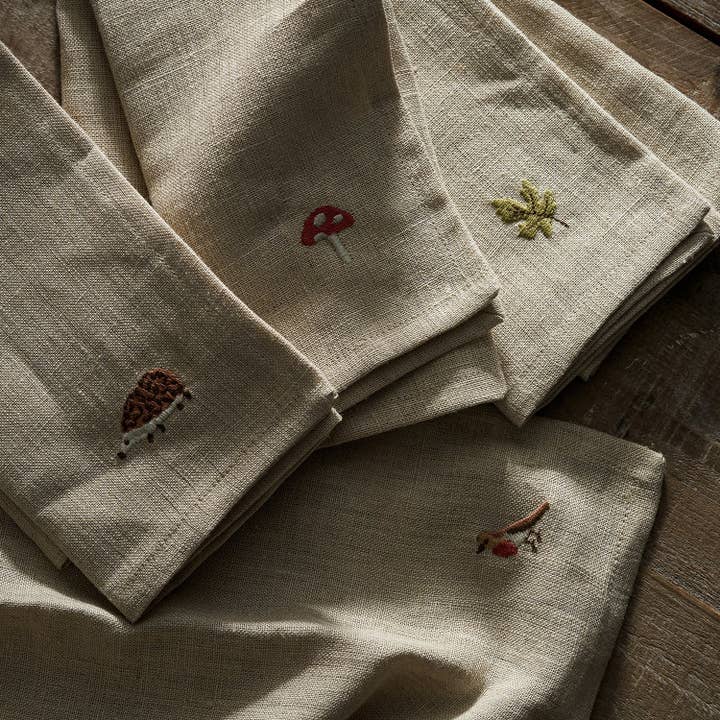 Sophie Allport - Wholesale Dinner & Cloth Napkin - Woodland Friends Embroidered Linen Napkins (Set of 4)1