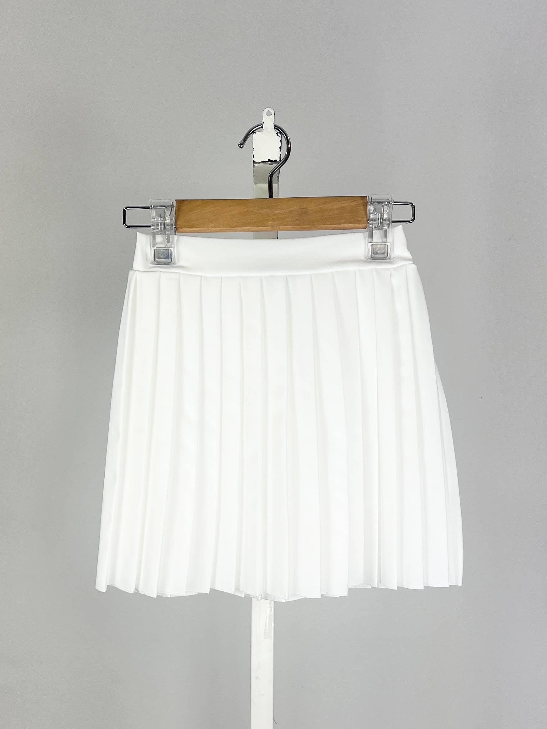 MINI MIGNON PARIS - Wholesale Skirt - Kids - Solid pleated schoolgirl skirt for girls6