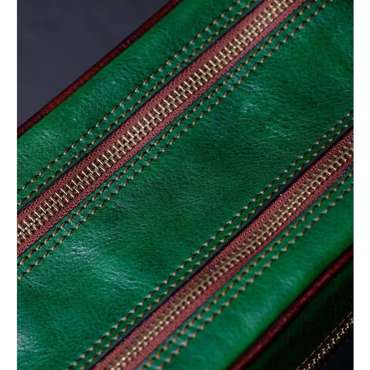 Time Resistance - Wholesale Make-up tas/toilettas - Leren Cosmetica Tas Dopp Kit - All the Kings Men42