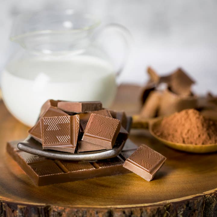 Astor Chocolate Corp. - Vente Barre chocolatée - Tablette de chocolat au lait solide Space Snoopy de 3 oz « J'ai besoin de mon espace »1