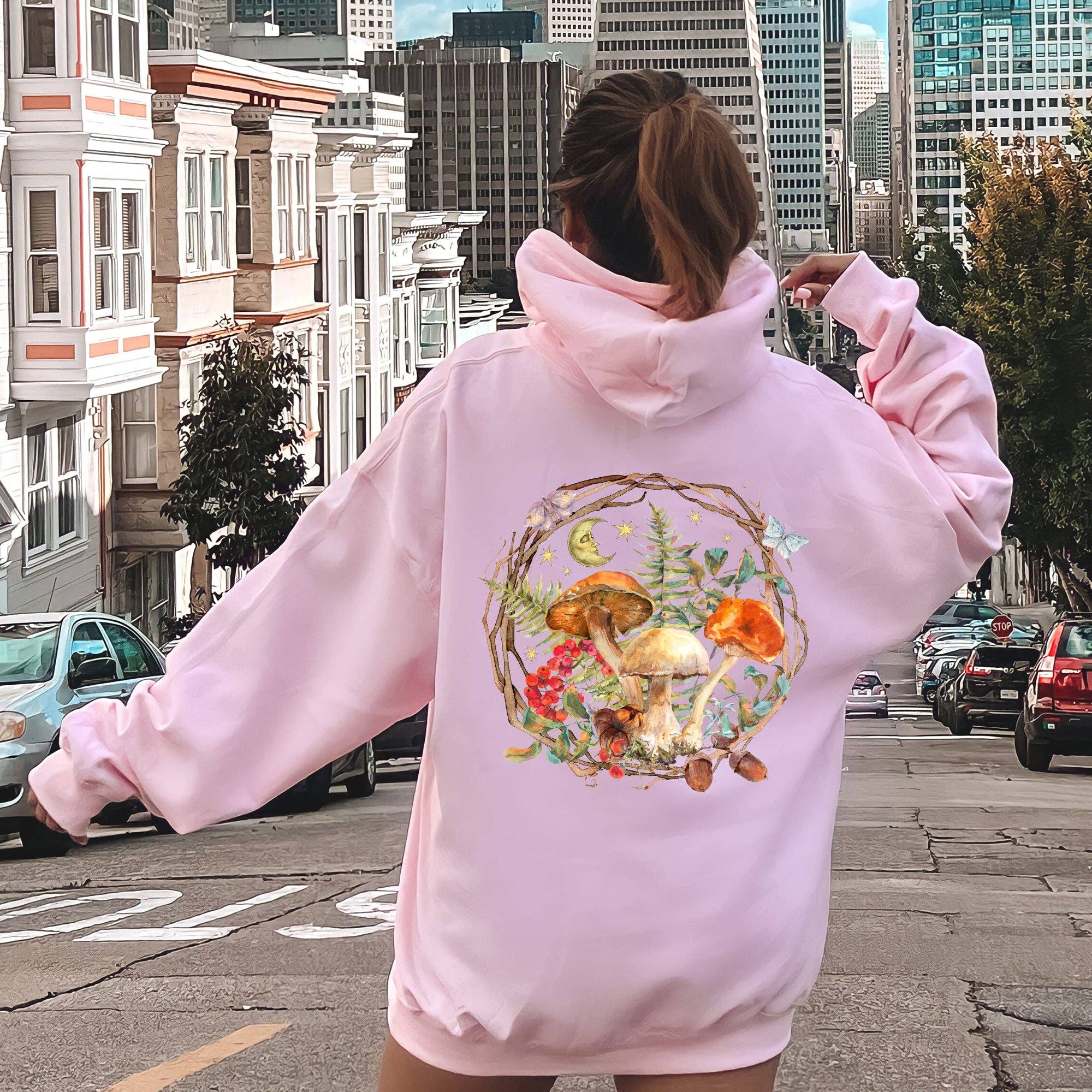 Refinery Number One LLC - Wholesale Hoodie - Dames - Hoodie met capuchon, maan, mot en paddenstoelen, natuur, bos2