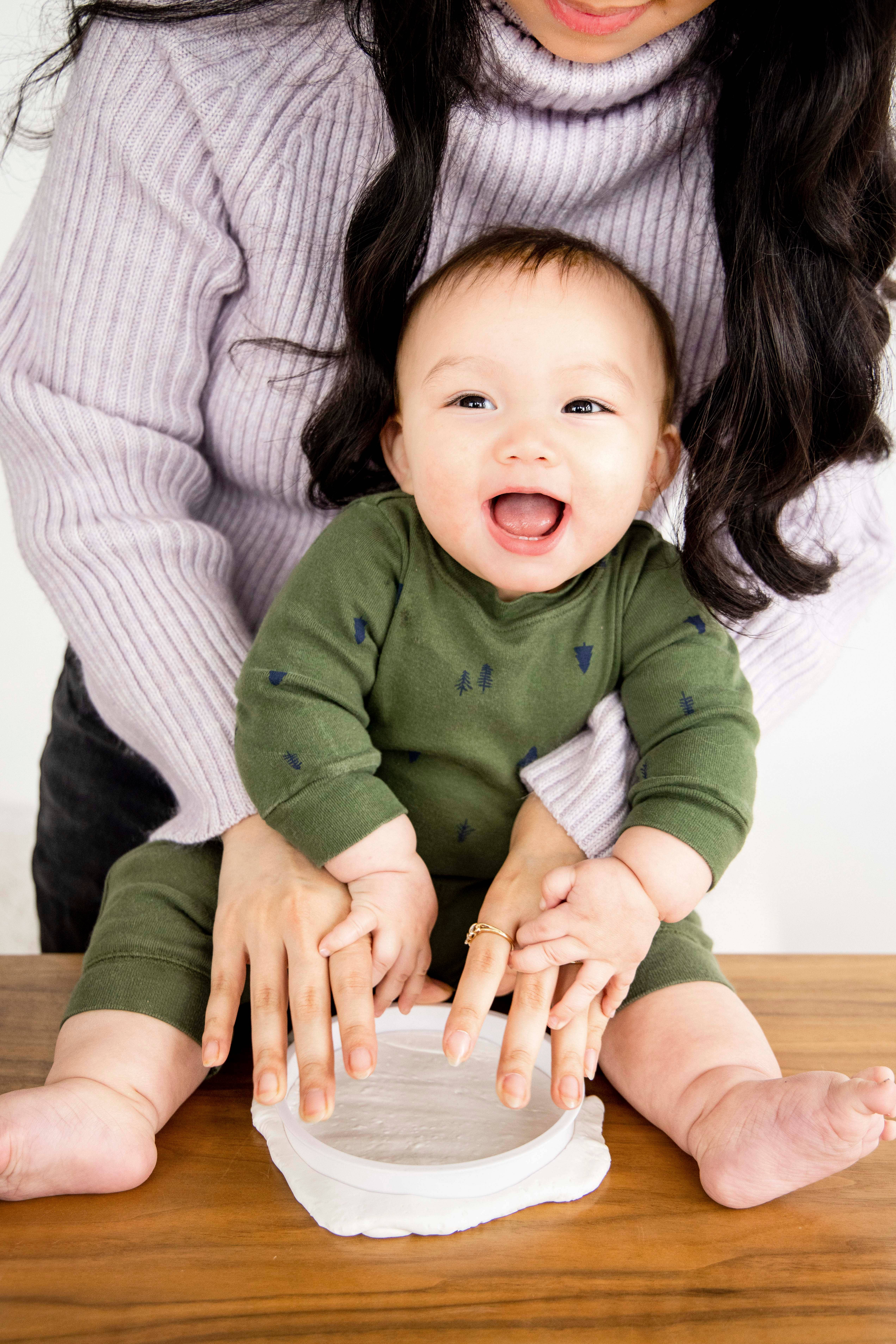 Pearhead - Wholesale Hand & Footprint Kit - Kids & Baby - Baby Handprint or Footprint Keepsake Hanging Ornament, White6