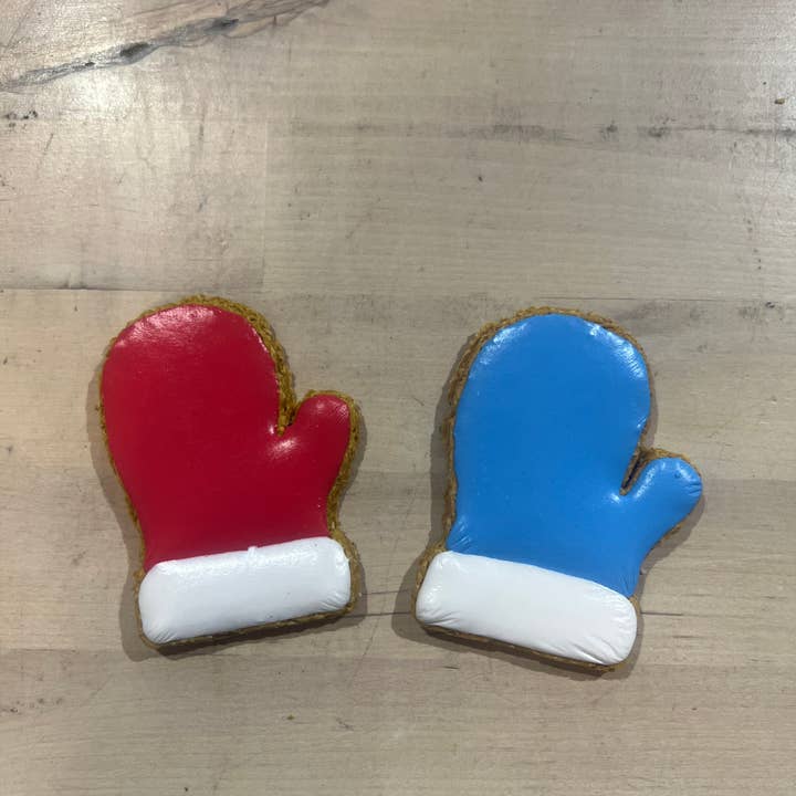 Winter Mitten Dog Treats for wholesale by Pupster Bakery