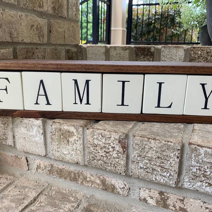 Wordology - toon meer dan 150 unieke inspirerende woorden! voor wholesale door Alli+Jean