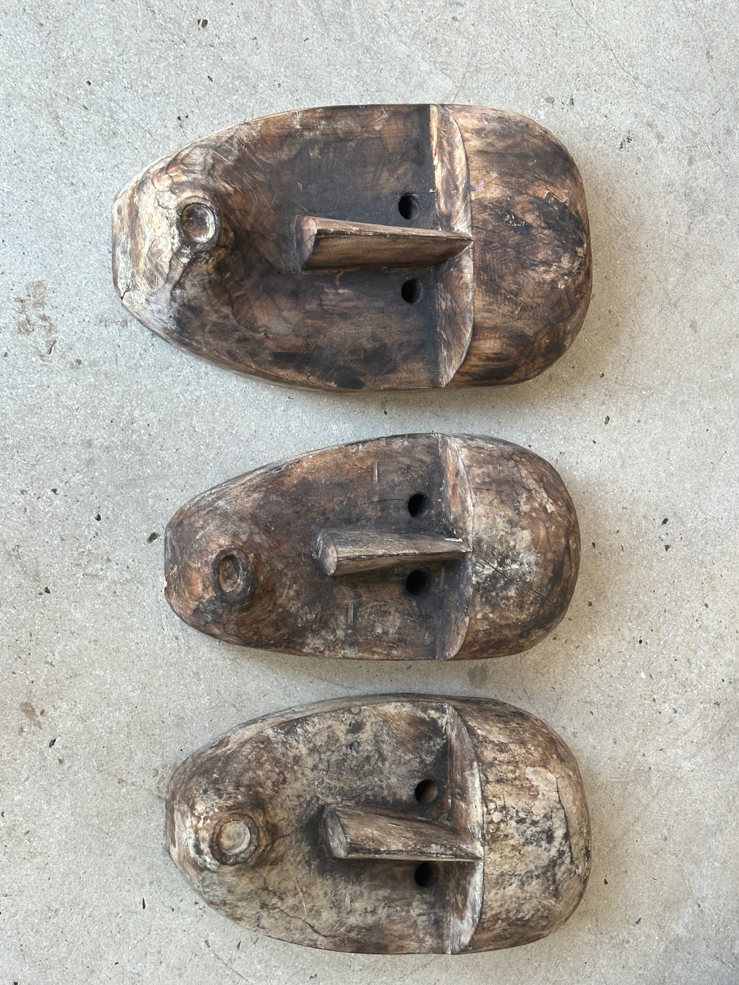 Office Objets – wholesale Skulptur – Stor Timor-mask i patinerat trä, höjd ca 50 cm (3 stycken)19