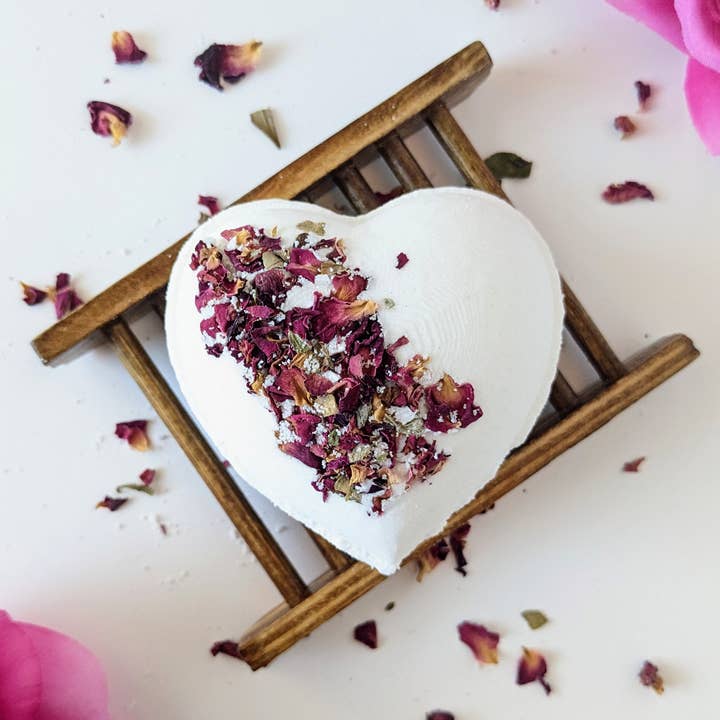 Beachy Bubbles Bath Co - Wholesale Bath Bomb/Fizz - Blooming Romance Bath Bomb
