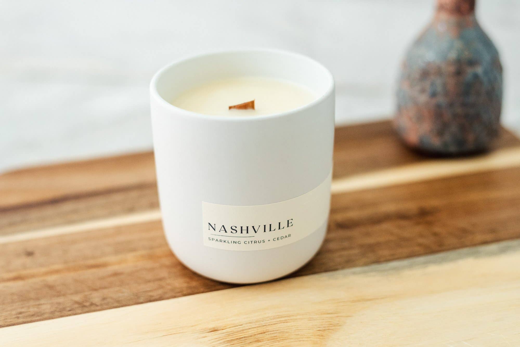 Wholesale Nashville Candle (Sparkling Citrus & Cedar) for your store