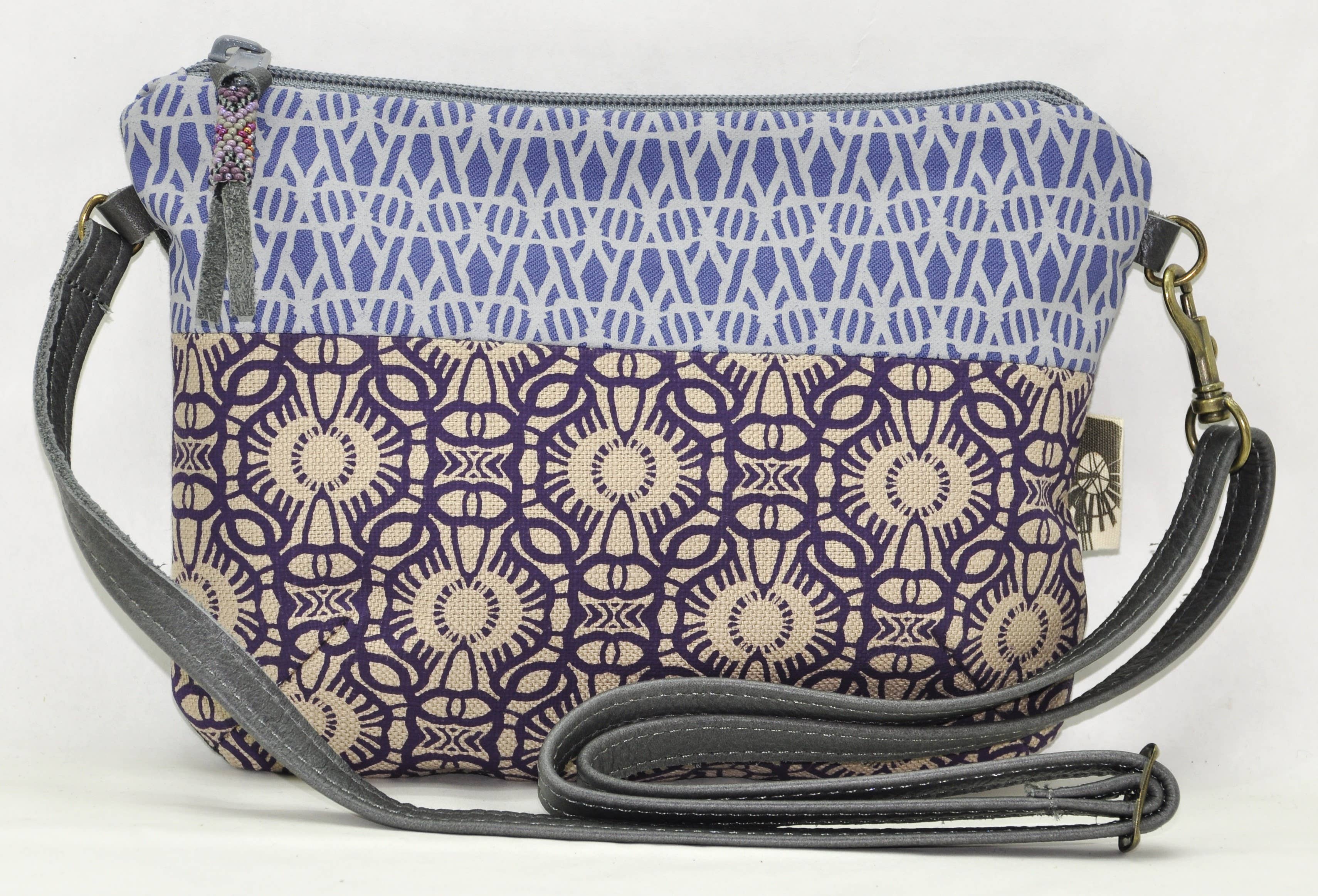 Bridge for Africa - Wholesale Crossbody Bag - Women's - Crossbody/Belt Bag with beaded tassel3