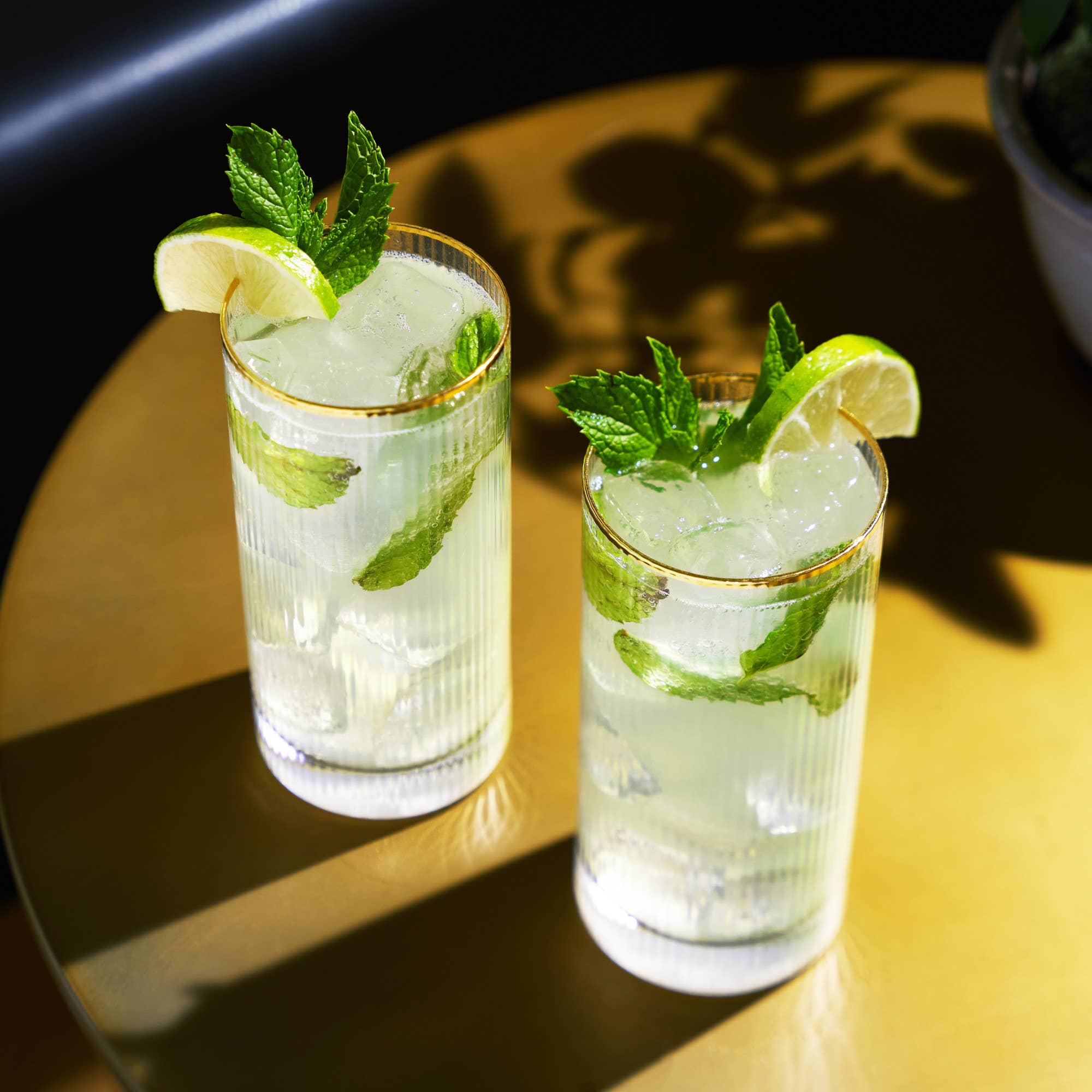 Viski - Wholesale Cocktail/Liquor Glass - Deco Meridian Gold Rimmed Crystal Highball Glasses Set of 24