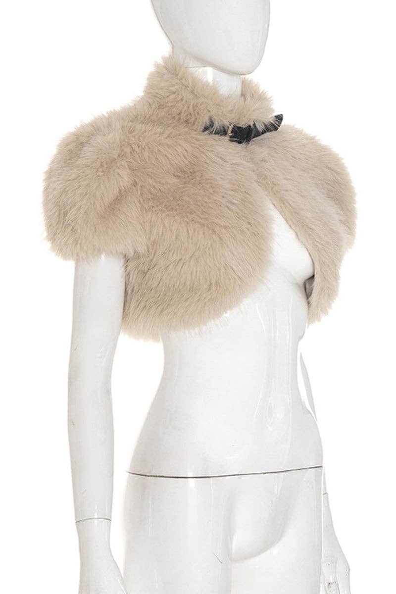 Mccolin - Wholesale Fur/Faux Fur Coat - Women's - Statement Faux Fur Shrug5