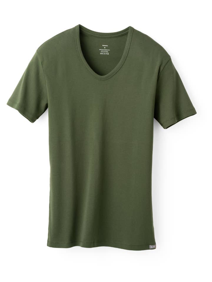 Suzette T-shirt i khaki: V-ringad för att få dig att må bra för wholesale av BLACKSOCKS