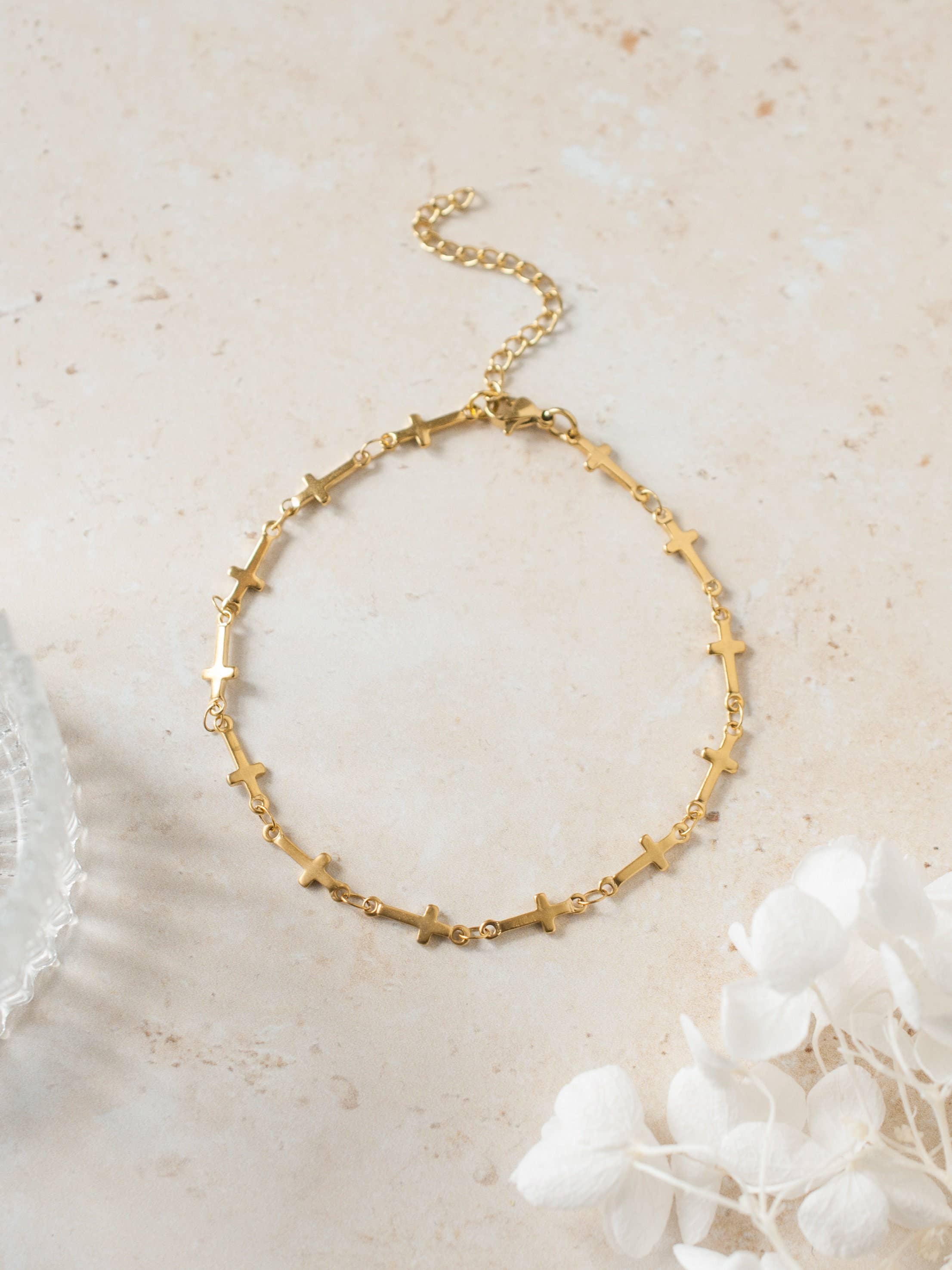 Rossie Jewellery – wholesale Link & chain bracelet – 18k Gold Dainty Cross Chain Bracelet Gift for Her0