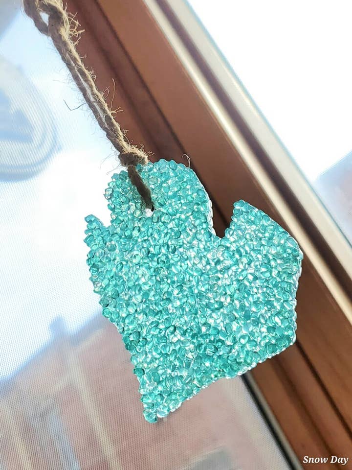 Désodorisant suspendu - Snow Day pour la vente par Kymora Kandles