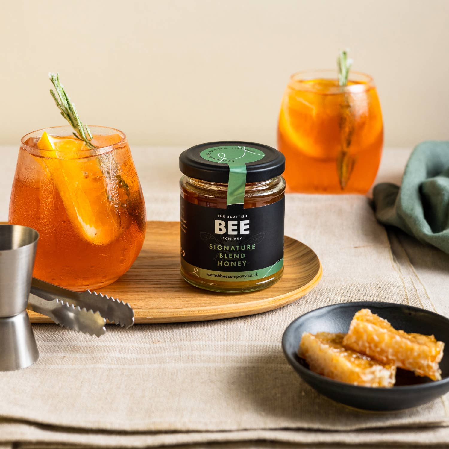 Scottish Bee Company – wholesale Honey – Scottish Signature Honey 227g - Pure Honey2