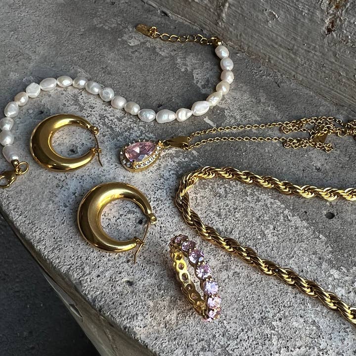 Collana Sakura per la vendita all'ingrosso da parte di Tresor