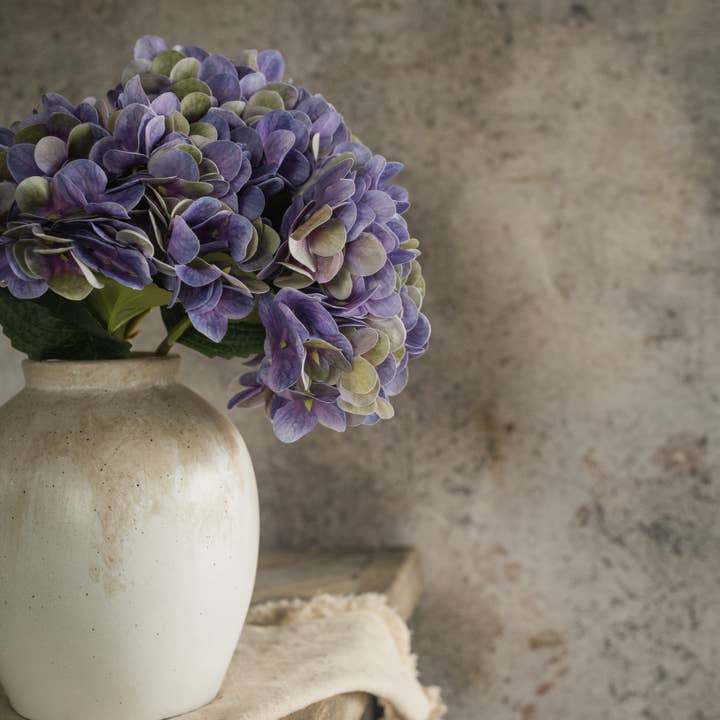 Ragon House – wholesale Artificial flowers – 17" PURPLE HYDRANGEA PICK1