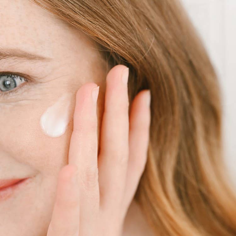 Amber cosmetics Ltd (Vegan Fox) - Vendita all'ingrosso Crema idratante viso - Crema viso nutriente per pelli secche2