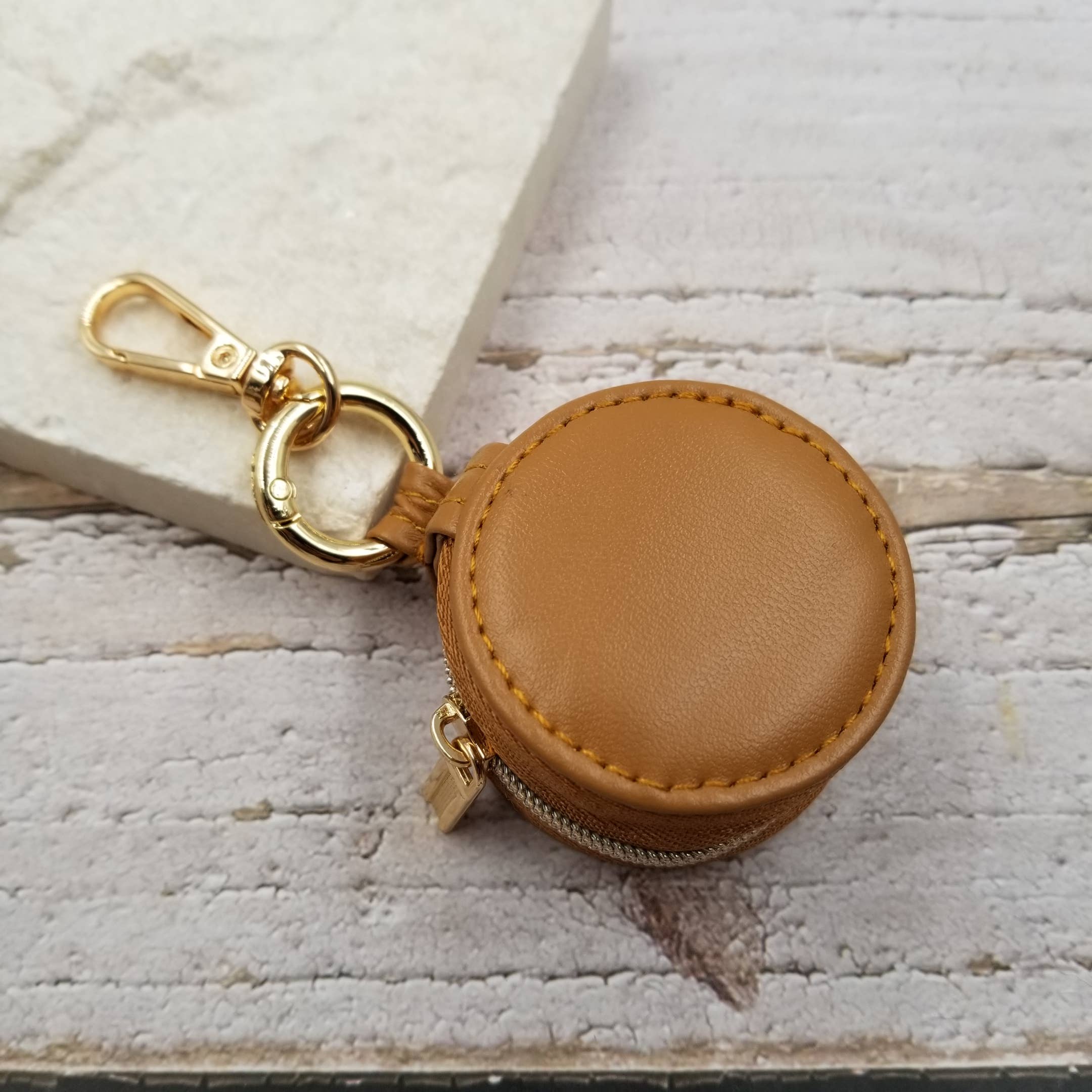 Treasure Wholesale - Wholesale Jewelry Box/Organizer - Portable Travel Mini Leather Jewelry Box5