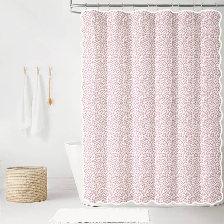 Cortina de chuveiro Audrey em Ballet Scalloped Edge por atacado de Wheaton Whaley Home