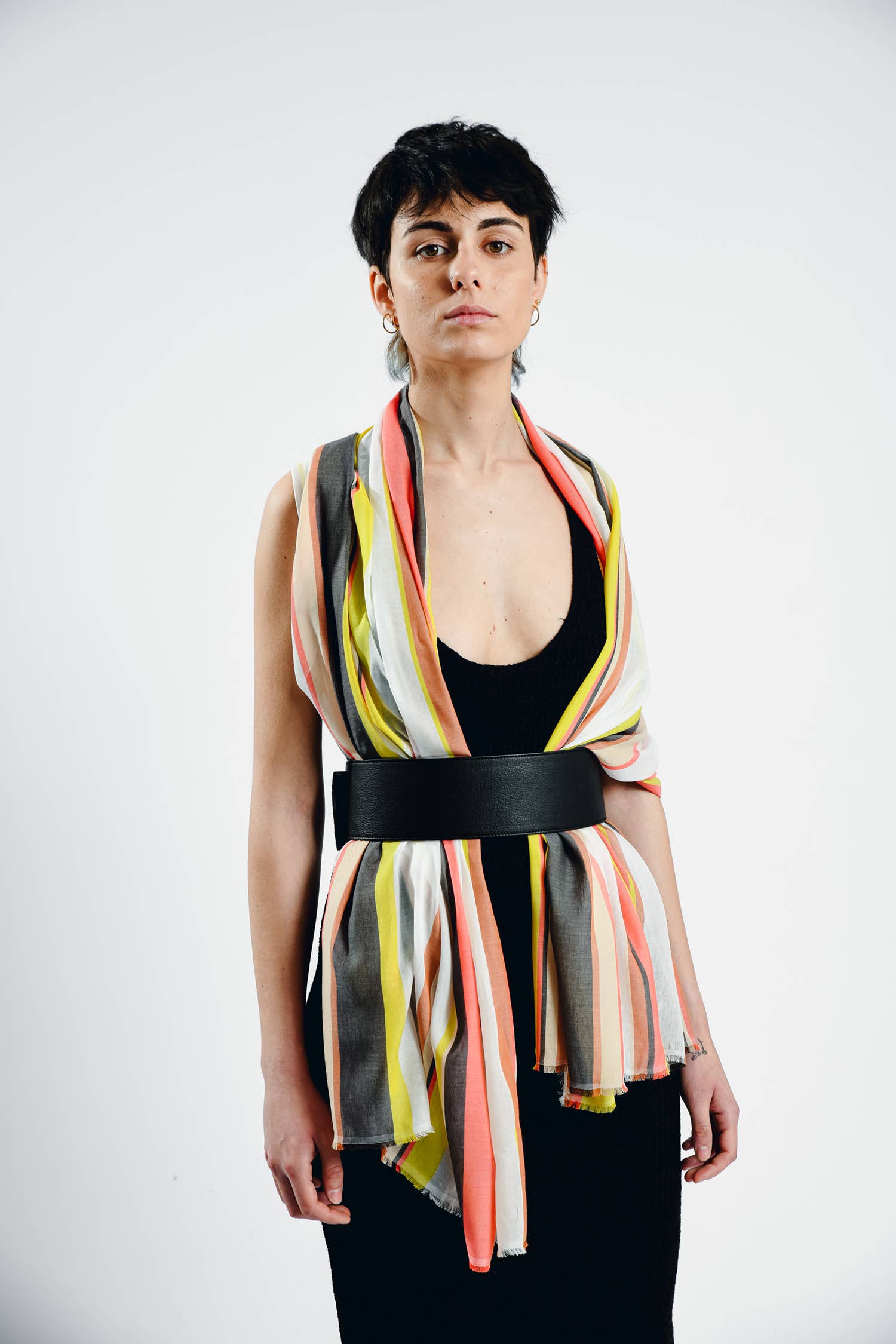 Abstract - Wholesale Scarf - Women's - Striped scarf or sarong1