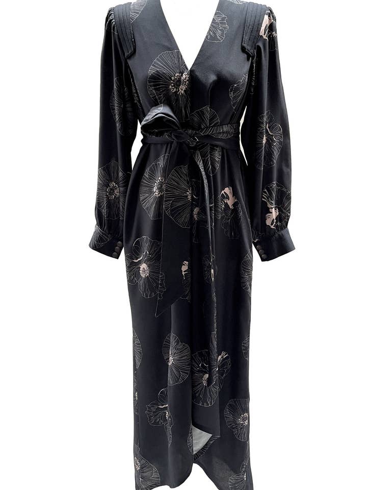 ODELIE Black Poppie Flower Kaftan / Art edition für den Großhandel von stefaniepietsch