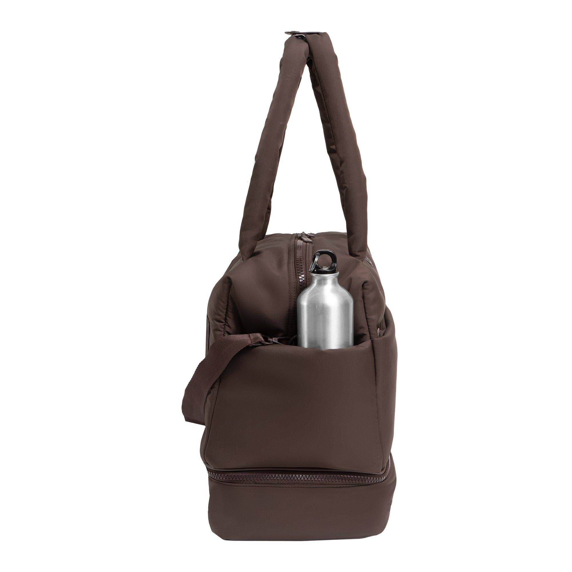 Magid - Wholesale Weekender Bag - Women's - Joan & David 18 Inch High Density Sport Nylon Drop Bottom Duffel Bag49