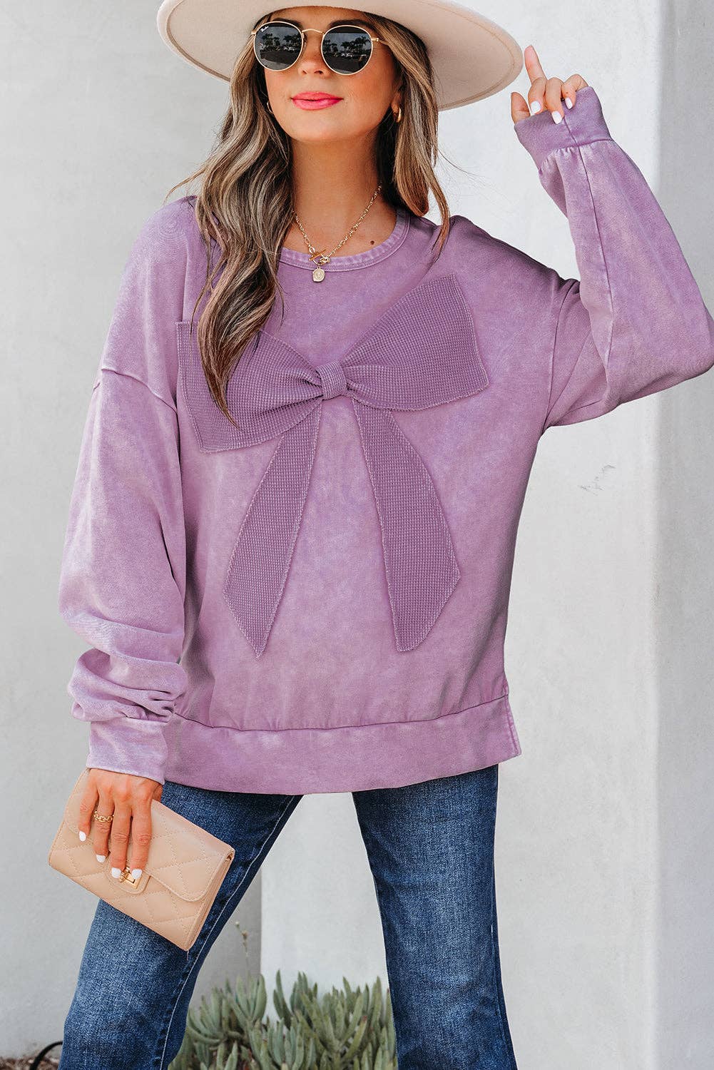 PRETTY BASH – wholesale Sweatshirt – Women's – Solid Bow Patchwork Mineral Wash Sweatshirt3