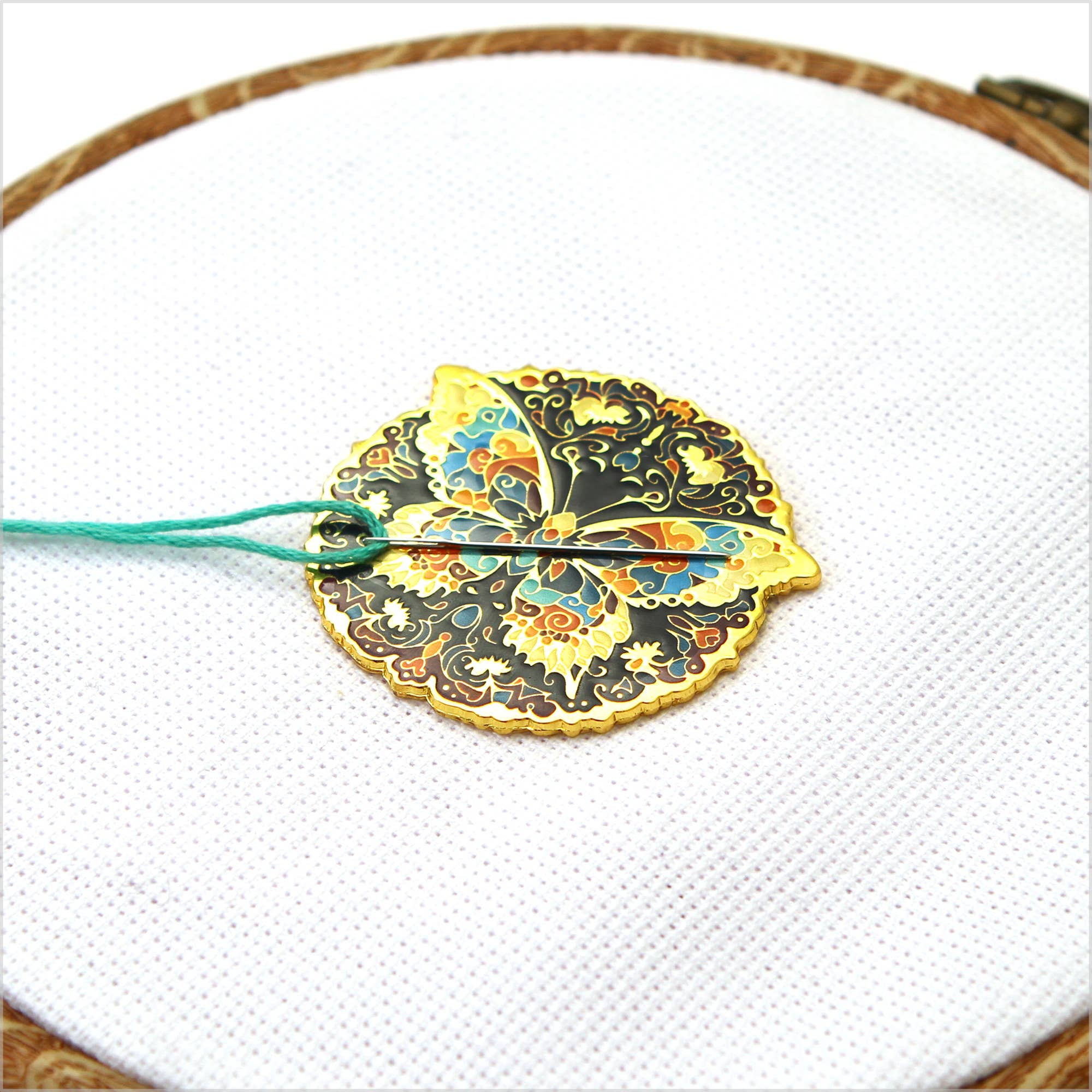 Awesome Pattern Studio - Wholesale Embroidery/Cross Stitch Supplies - Butterfly - Magnetic Needle Minder Set #13