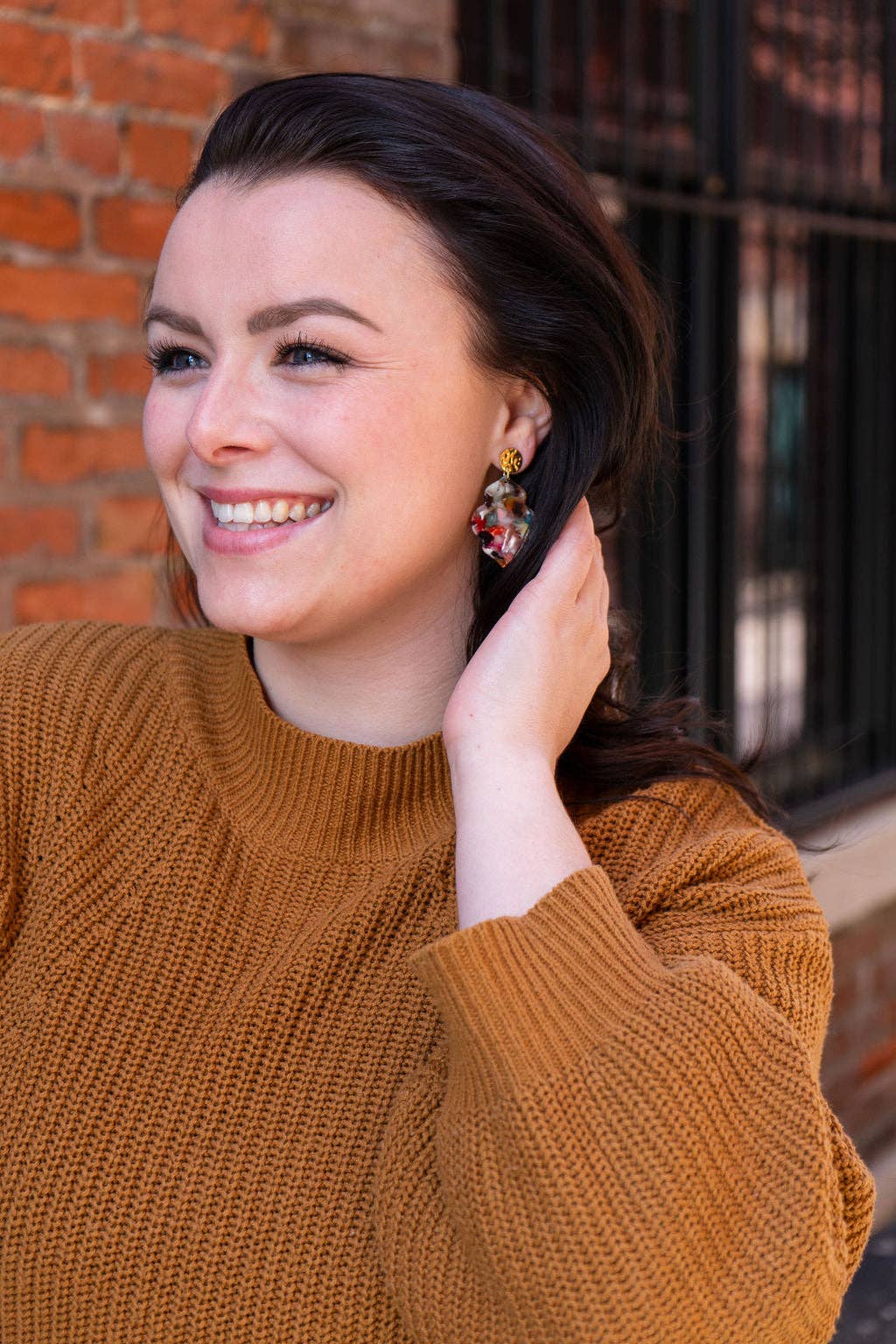 Spiffy & Splendid - Vente Boucles d'oreilles pendantes - Boucles d'oreilles Natalia - Multicolore // Bijoux, Automne4