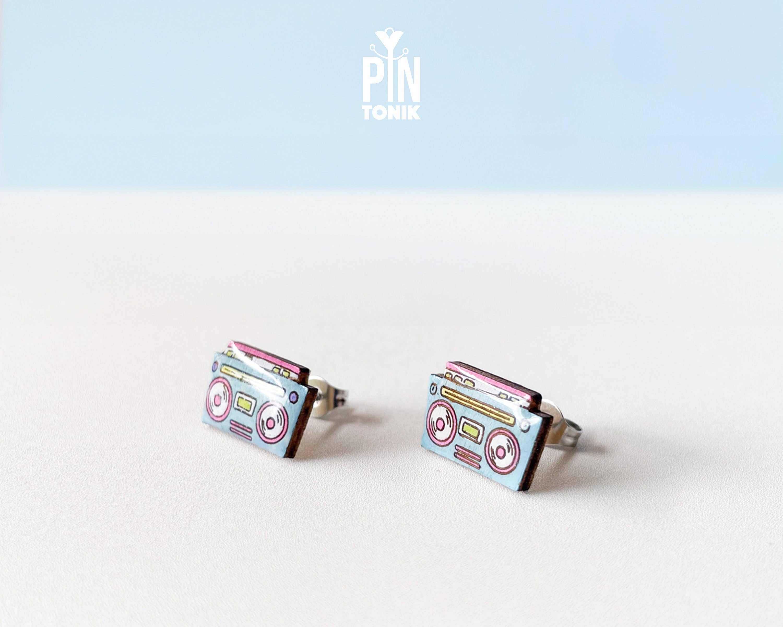 PinTonik – Engroshandel Ørestikkere – Retro Boombox Funky Musik Skæve 80'er Træøreringe3