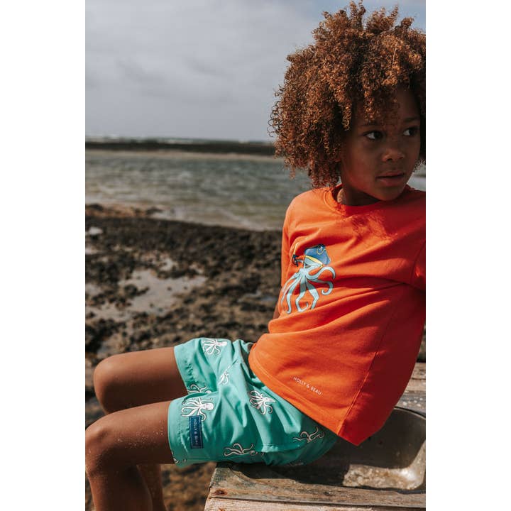Holly and Beau – wholesale Swim shorts – Kids – Octopus Color Changing Boys Swim Trunks1
