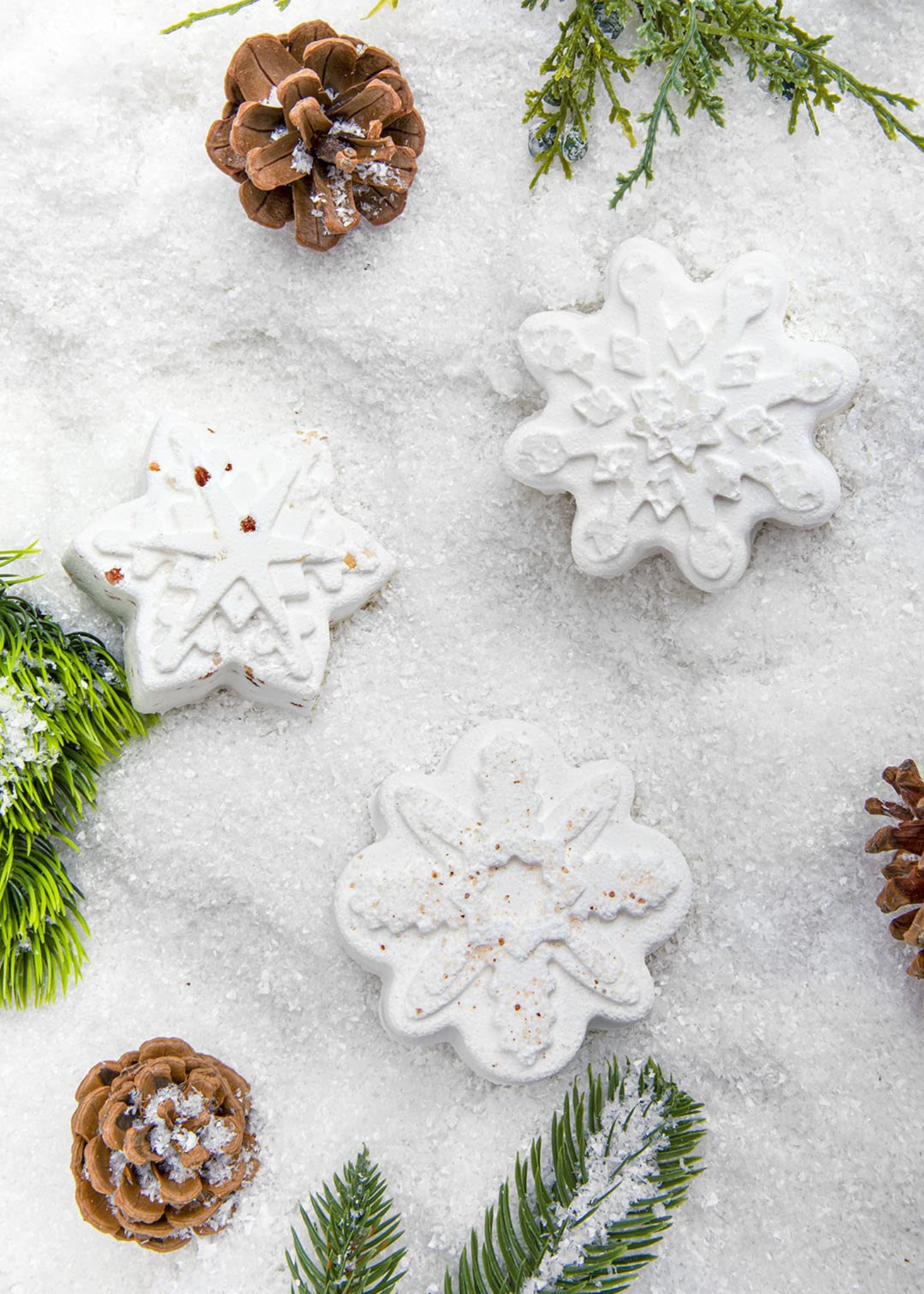 Los Angeles Salt Company – wholesale Bath bomb/fizz – Silent Night Crystal Bath Bomb7