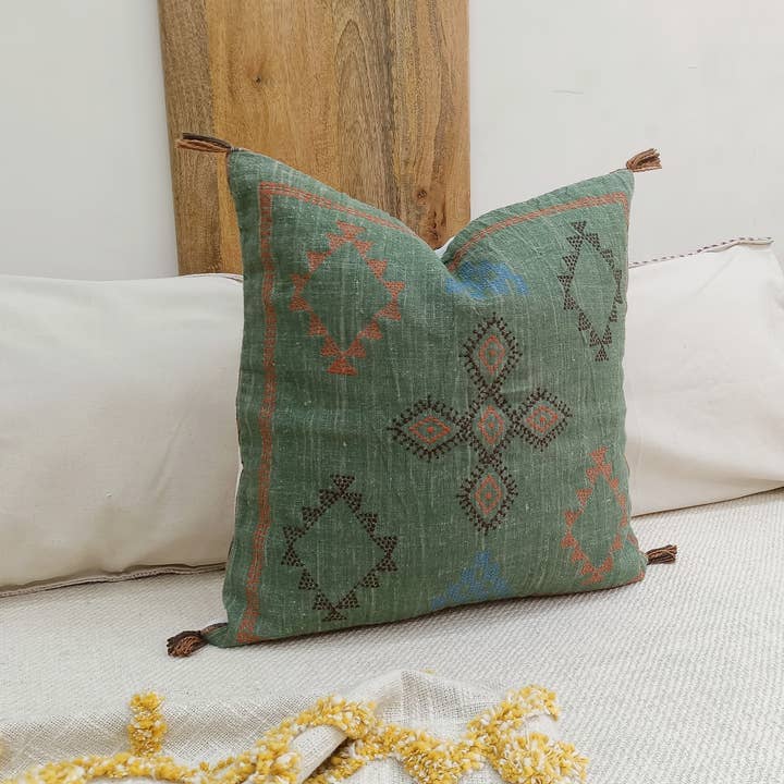 Urban Adorn - Wholesale Throw Pillow Cover - Green Cactus Silk Inspired Linen Square Cushion Cover3