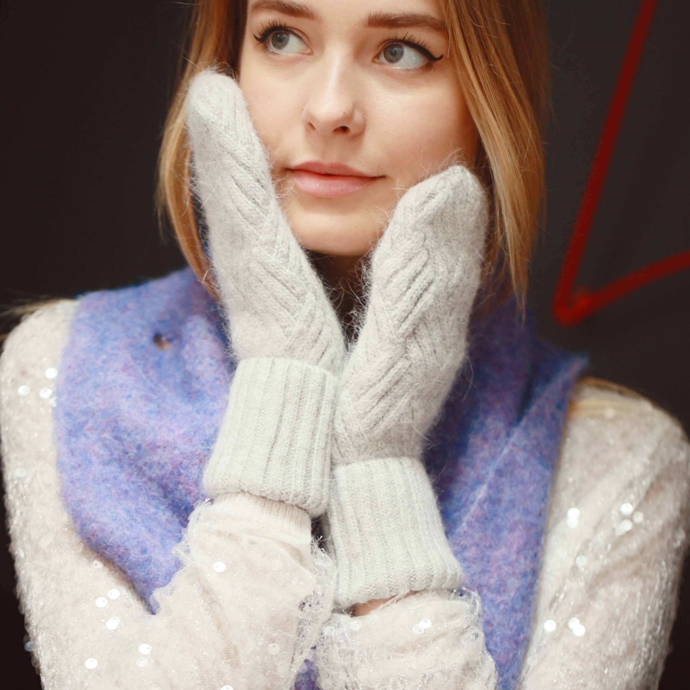 Studio Hop – wholesale Gloves – Women's – Diagonal Chevron Zig Zag Stitch Mittens5