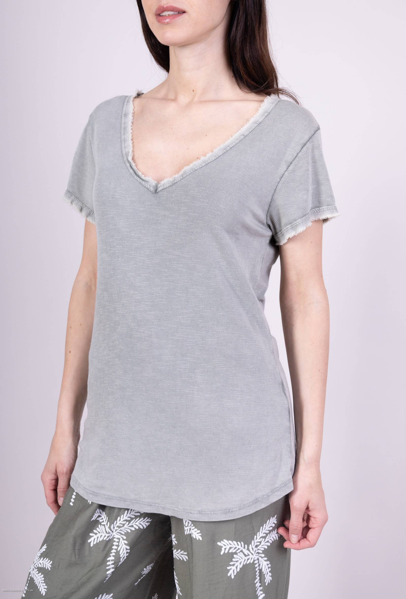 Pépouz' Paris - Wholesale T-Shirt - Women's - Washed cotton short-sleeve T-shirt PT250429