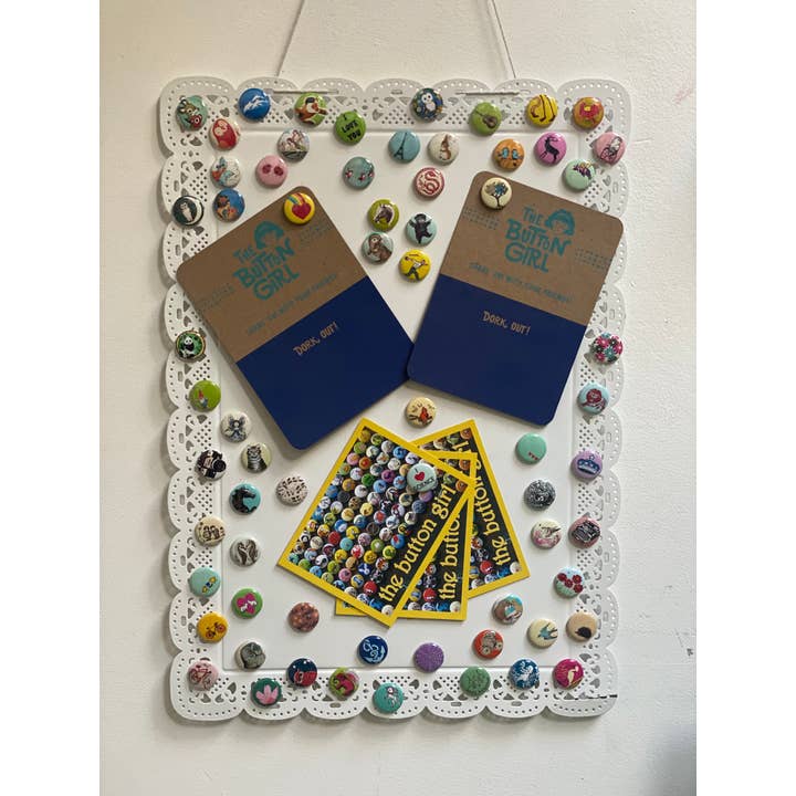 The Button Girl - Wholesale Magnet - 100 assorted one inch Magnets