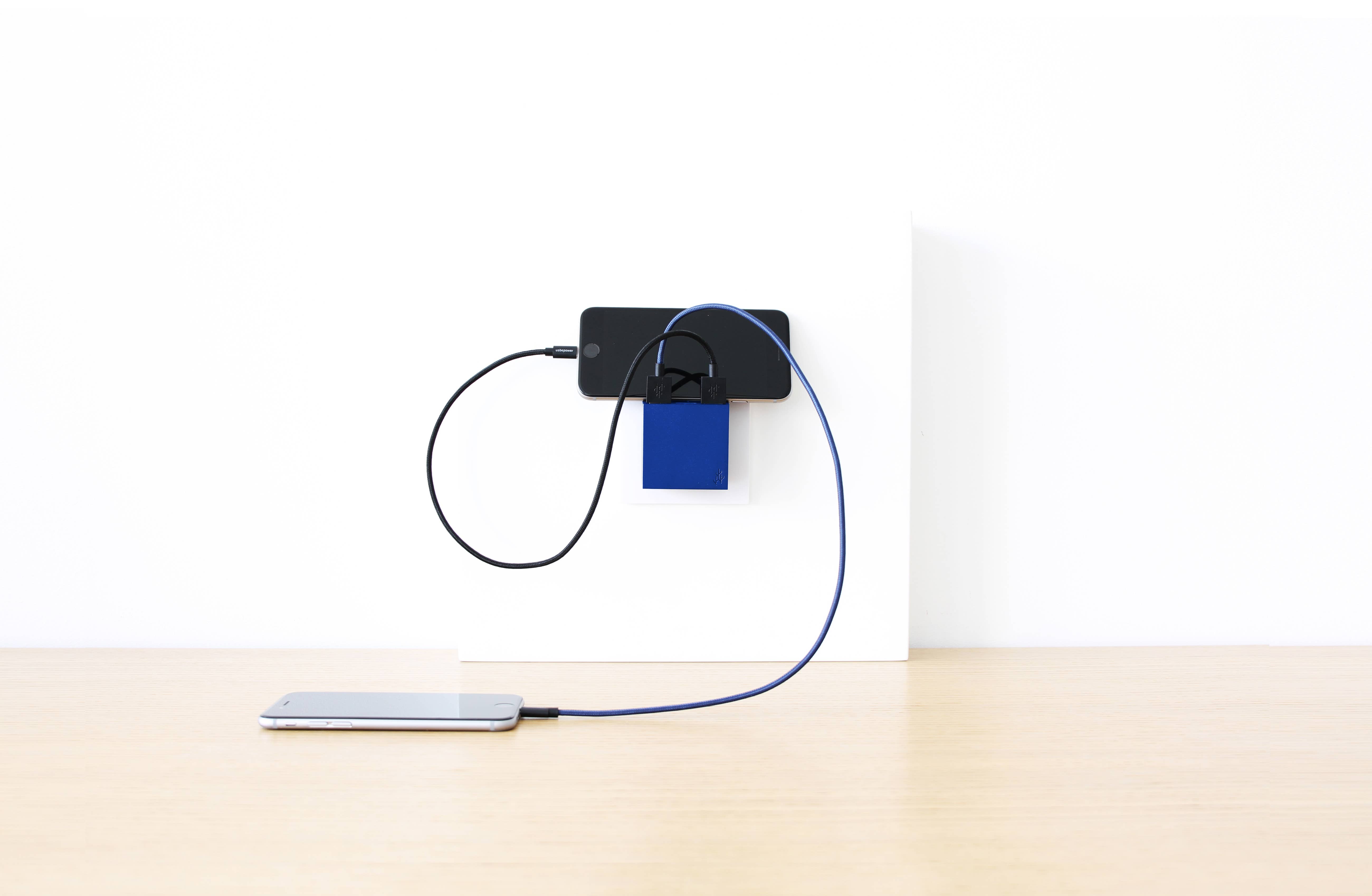 Usbepower - Wholesale Portable Charger - Multi Charger 3 USB-A Hide Mini Blue Fast4