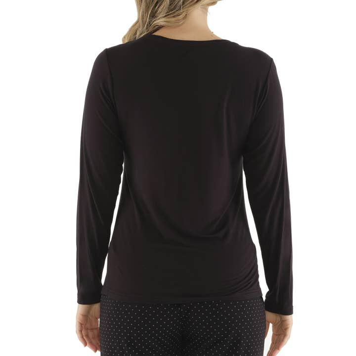 Magnolia Lounge - Wholesale T-shirt – women's - Women's Black Premium Bamboo V Neck Top1