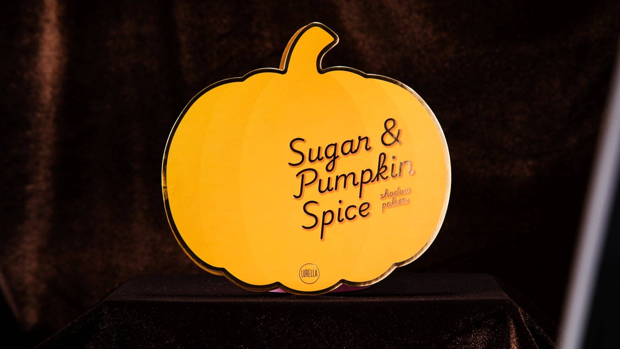 Lurella Cosmetics - Wholesale Oogschaduwpalet - Suiker & Pompoenkruiden 15 Kleurenpalet3