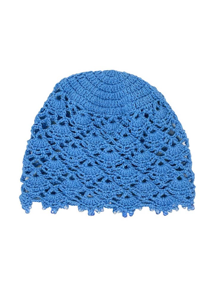 Cappello a cuffia all'uncinetto in lana azzurra con cristalli for wholesale by Tétè Accessories