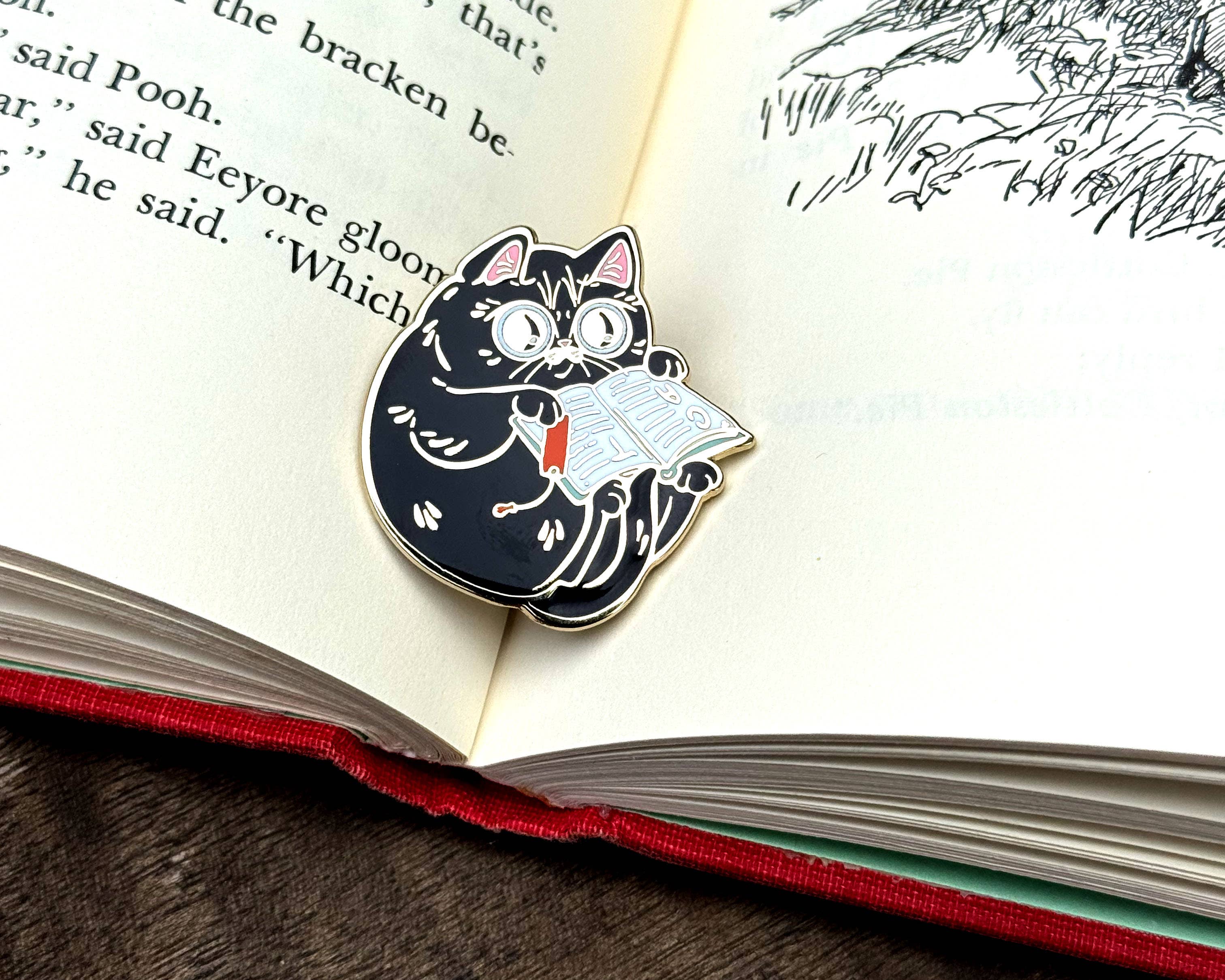Paper Puffin - Wholesale Lapel Pin/Button - Book Reading Cat Enamel Pin  1