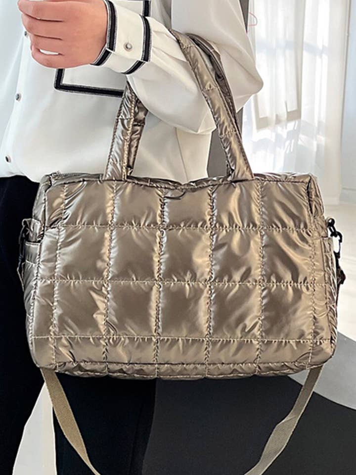 Sac cabas matelassé doré chic pour la vente par Aapparella