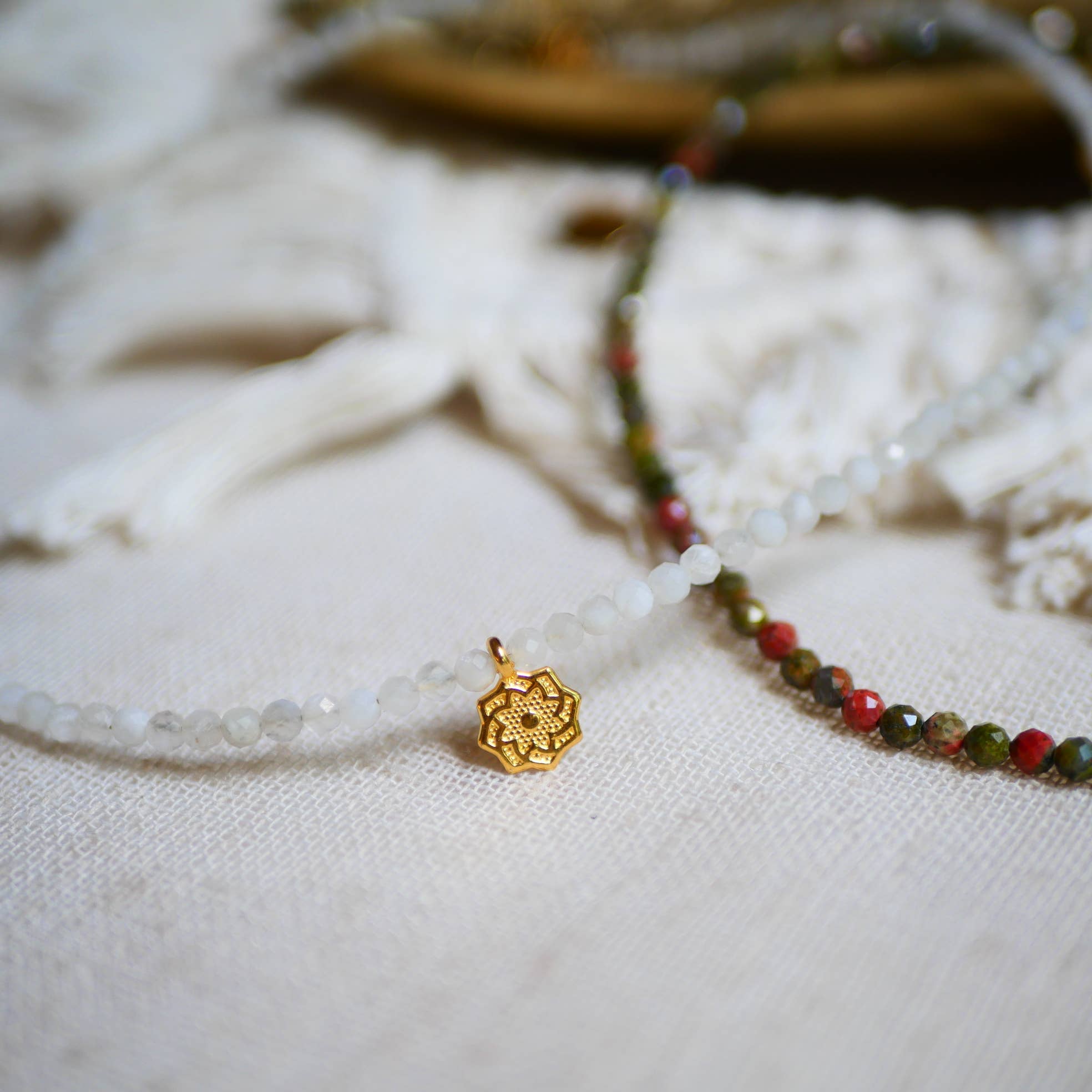 GINANDGER - Wholesale Pendant/Charm Necklace - ABOLI UNAKITE OR MOONSTONE NECKLACE6