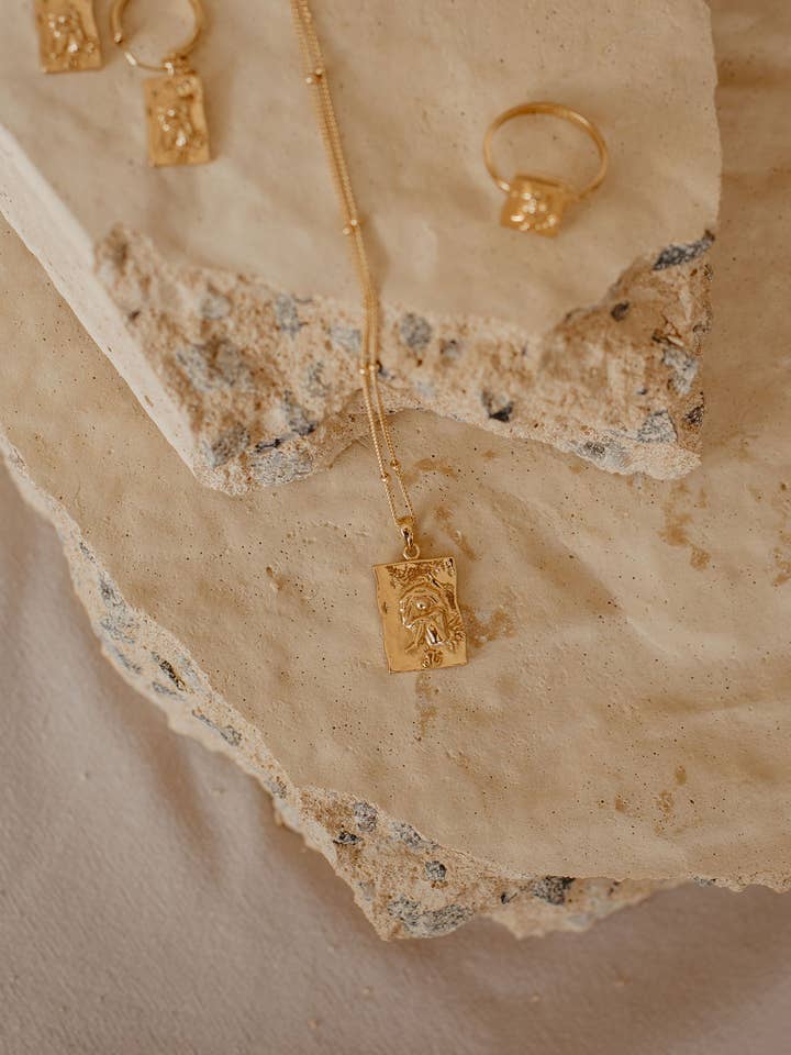 Leo Pendant for wholesale by Luna & Sol