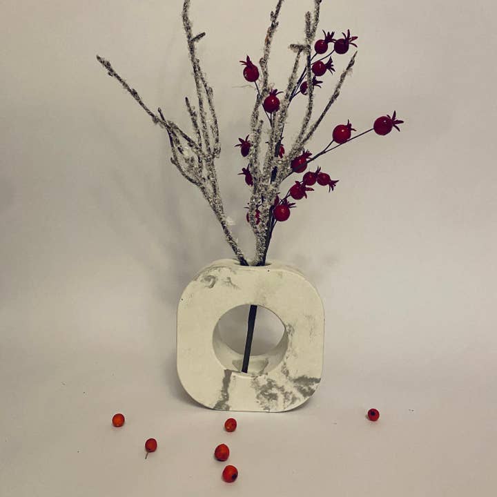 Concreates - Wholesale Vaas - Concrete donutvaas | Scandinavische vaas | ronde en vierkante vaas | Gedroogd bloemstuk