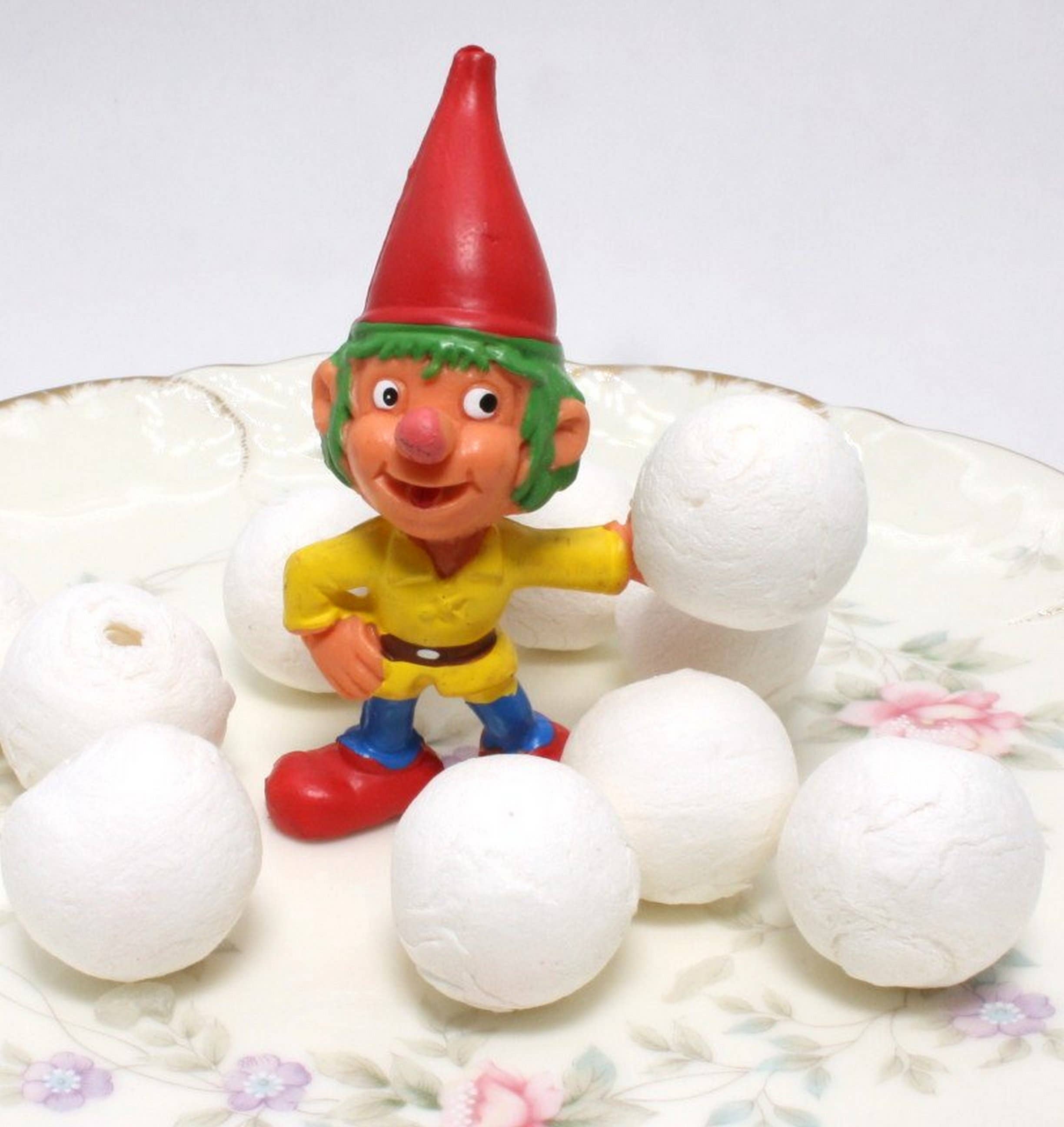 White Balls - 3/4" 18mm - Spun Cotton - Set of 10 for wholesale on Faire4