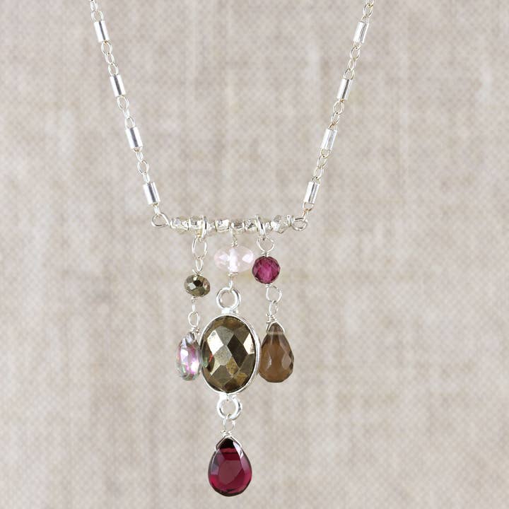 Collier en pyrite, grenat, quartz, topaze mystique N-3854 pour la vente par Alicia Van Fleteren Jewelry Design