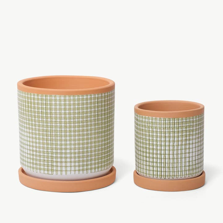 Casa Atlântica - Wholesale Plant Pot - Moss green checkered pot with saucer4