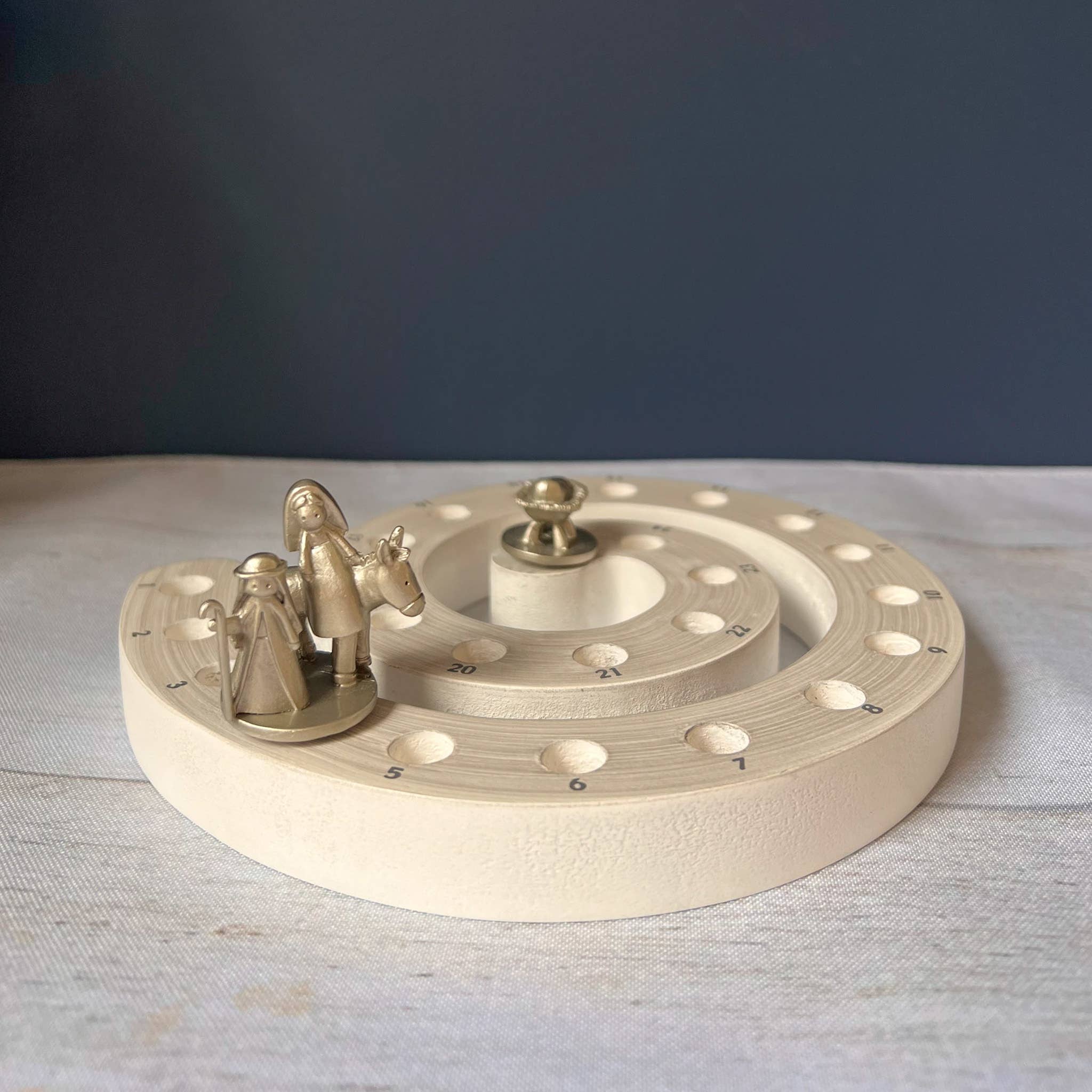 Abbey + CA Gift – wholesale Advent calendar – Spiral Christmas Countdown10