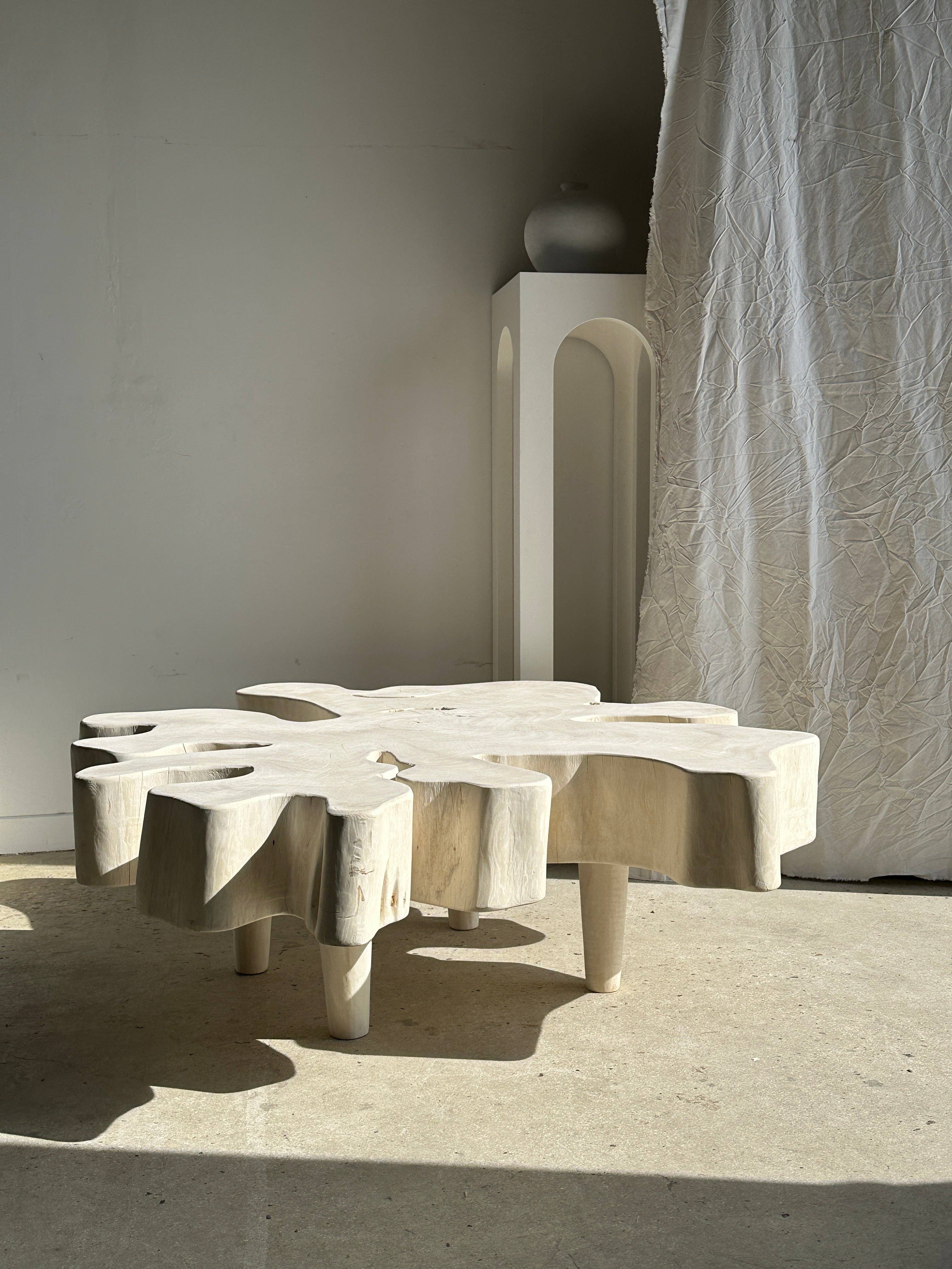 Office Objets - Wholesale Coffee Table - Very large coffee table in bleached mango wood with organic top D:140cm8